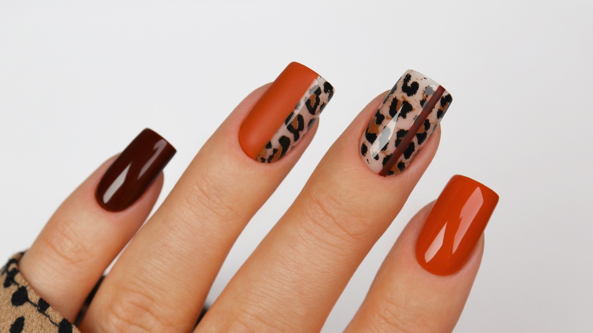 Celebrating Love Your Pet Day with Semilac Gel Nails: Showing off your furry BFFs in style!