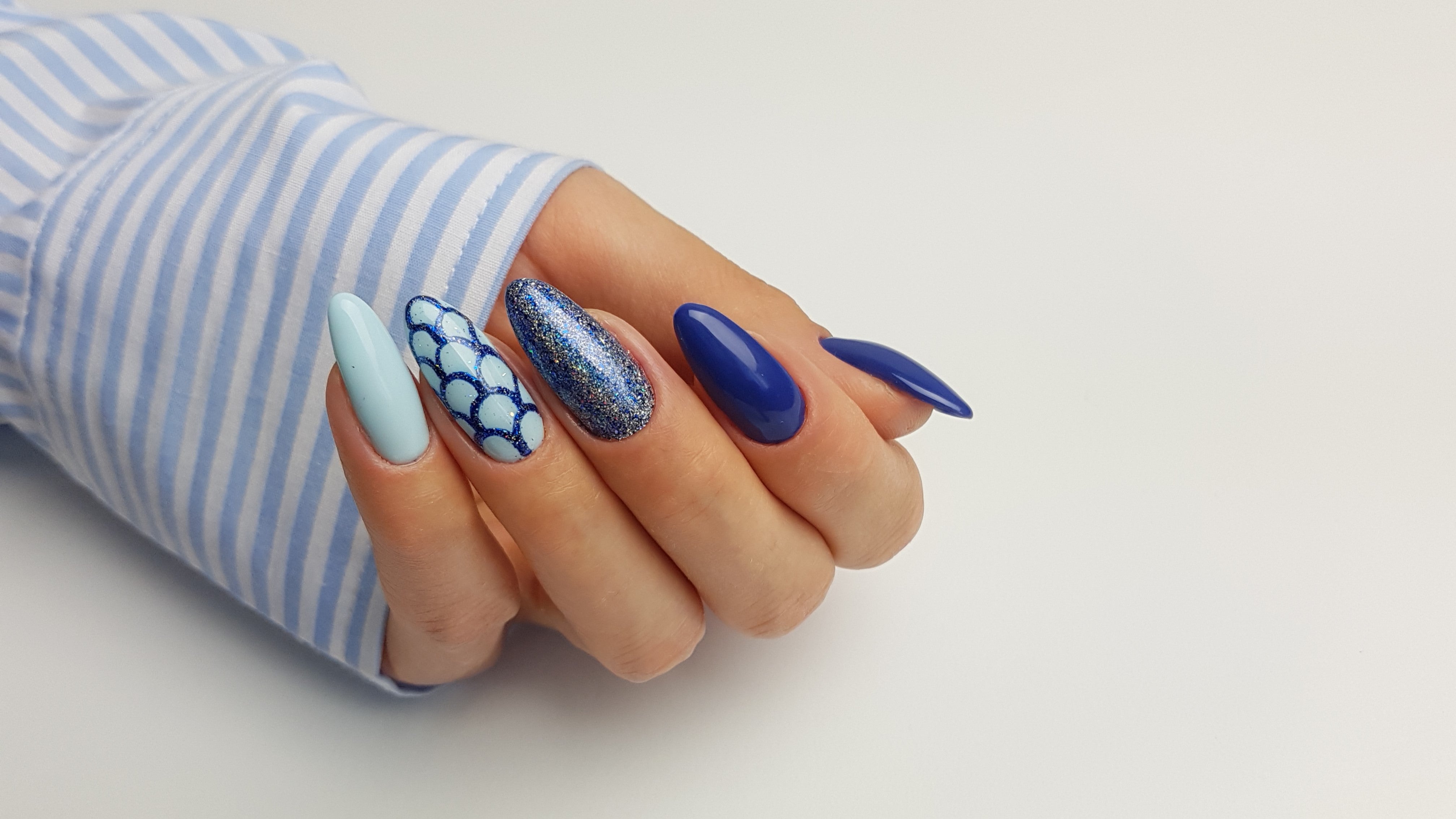 3 Best Nail Powders and How to Apply them