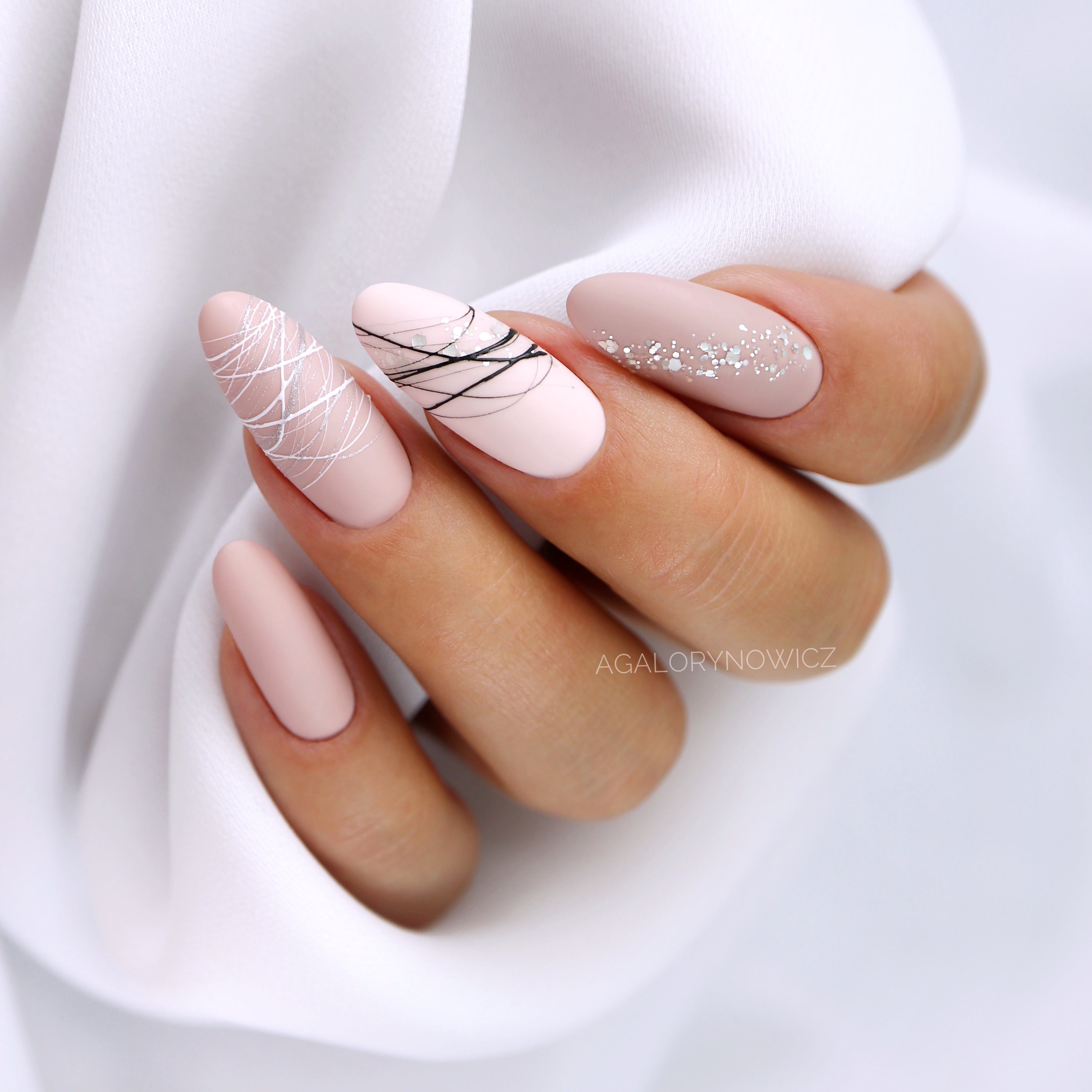 Semilac 159 Yasmin Kiss UV Gel Polish 7ml - Semilac Shop