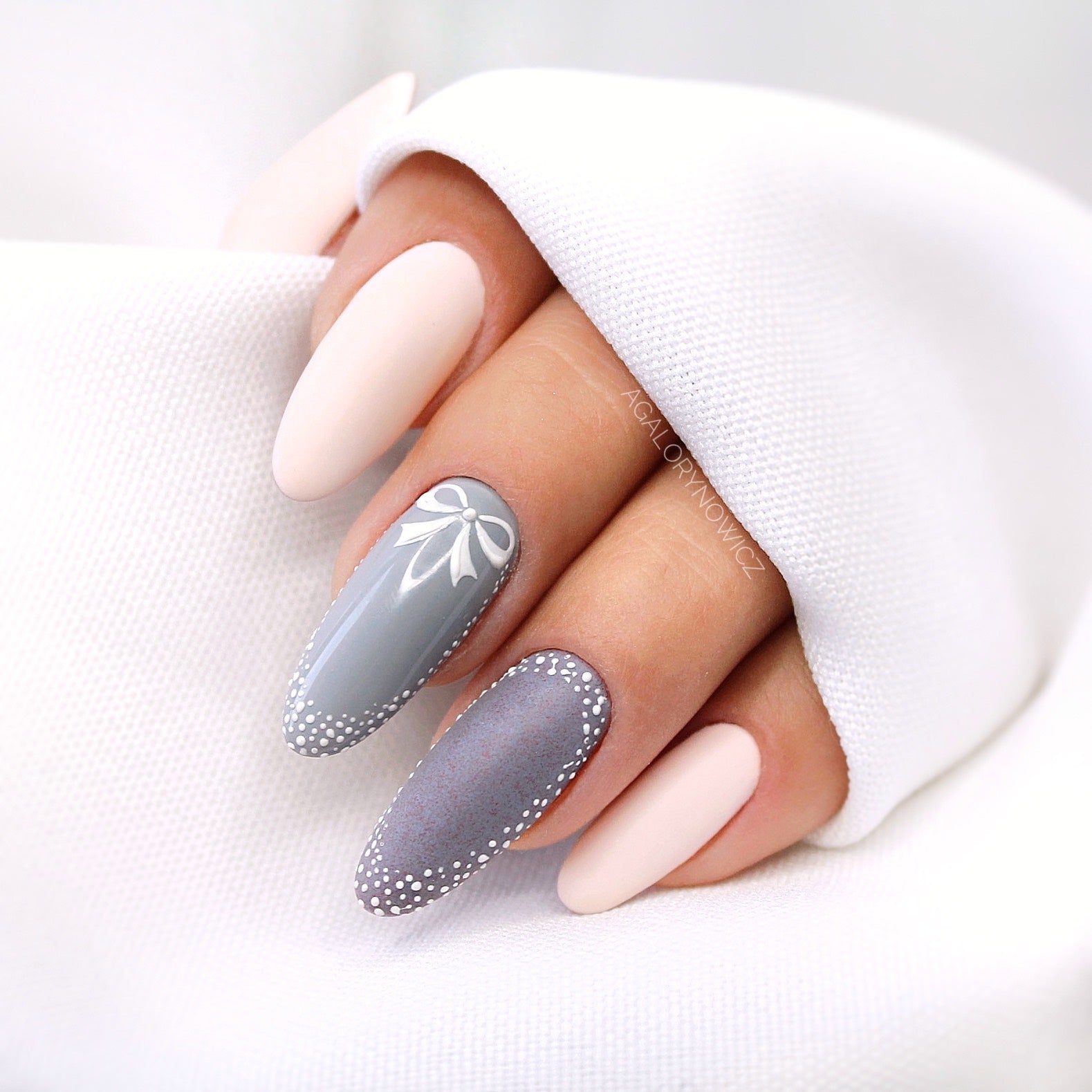 Semilac 159 Yasmin Kiss UV Gel Polish 7ml - Semilac Shop