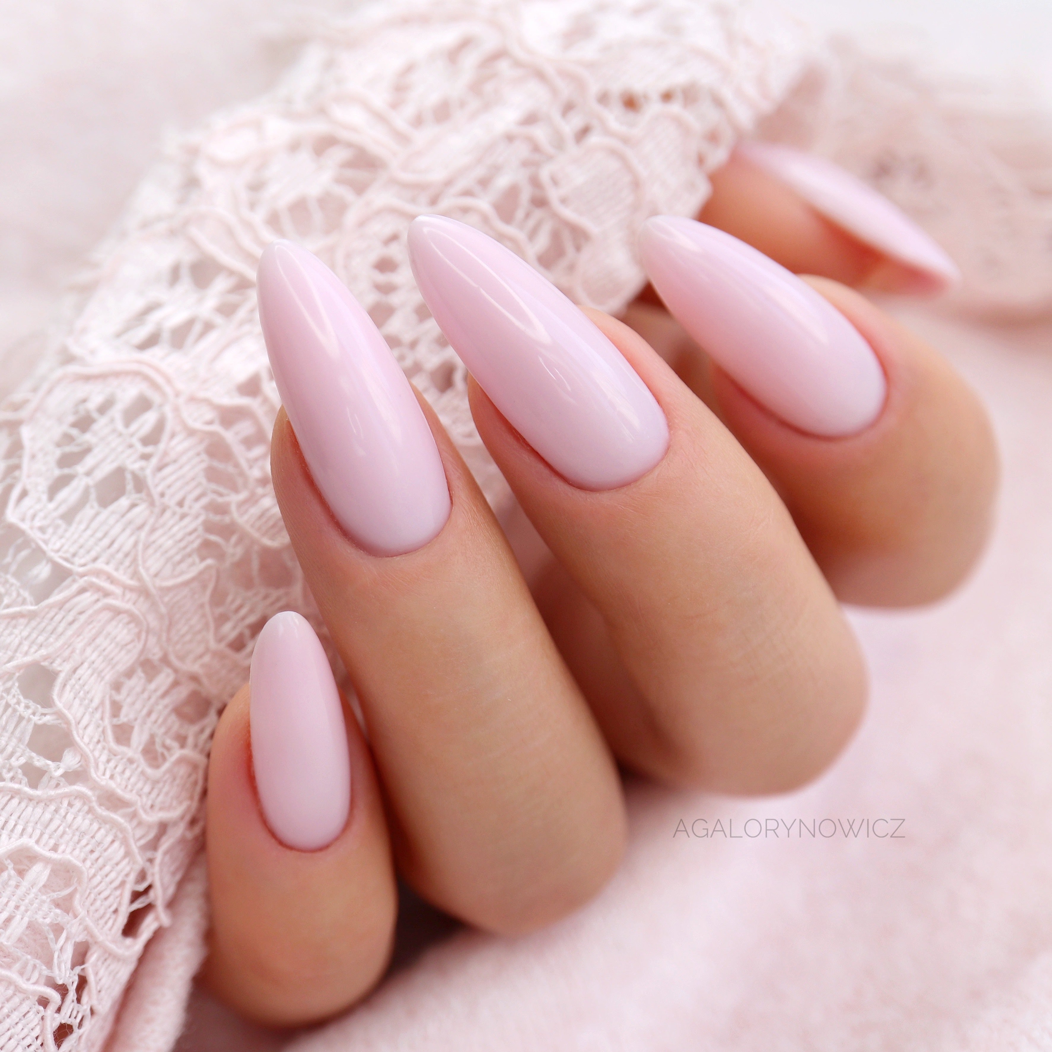 Semilac Extend Base 803 Delicate Pink 5 in 1 UV Gel Polish 7 ml - Semilac Shop