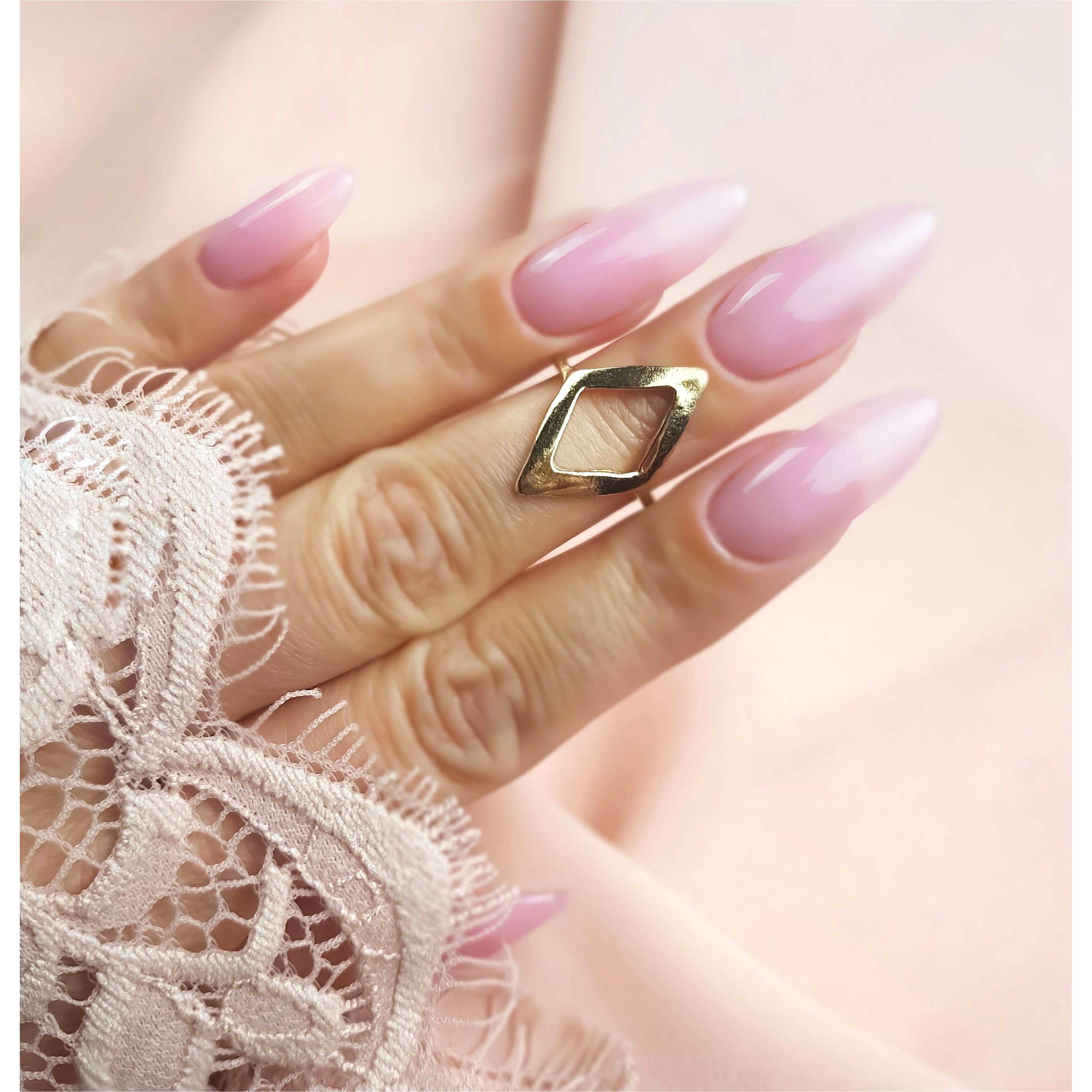 Semilac Extend Base 813 Pastel Pink 5 in 1 UV Gel Polish 7 ml - Semilac Shop