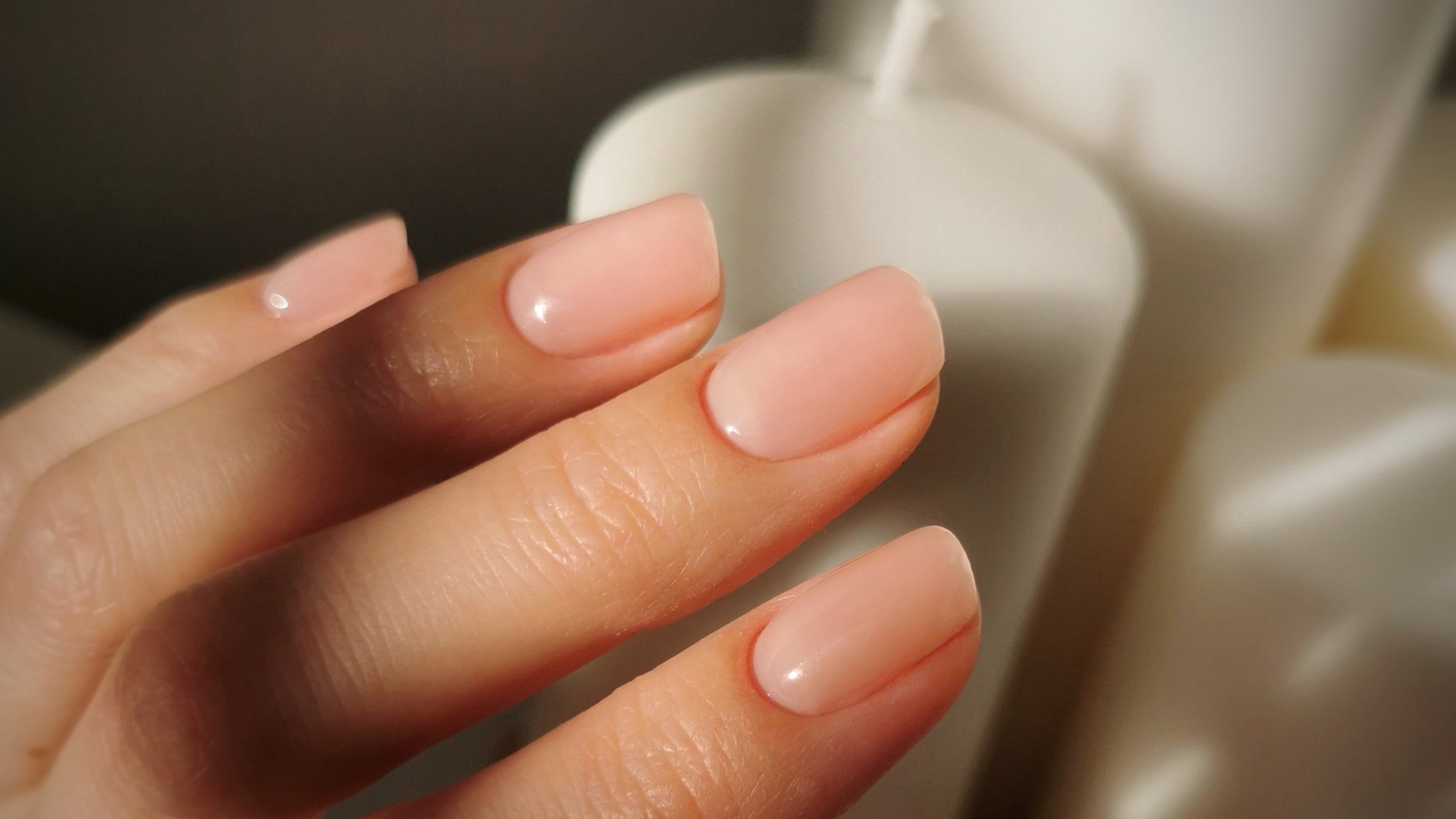 Manicure Mastery: 5 Tips to Extend the Life of Your Semilac Gel Nails