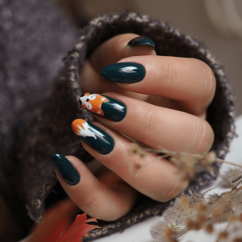 Witchy green and lilac gel polish shades