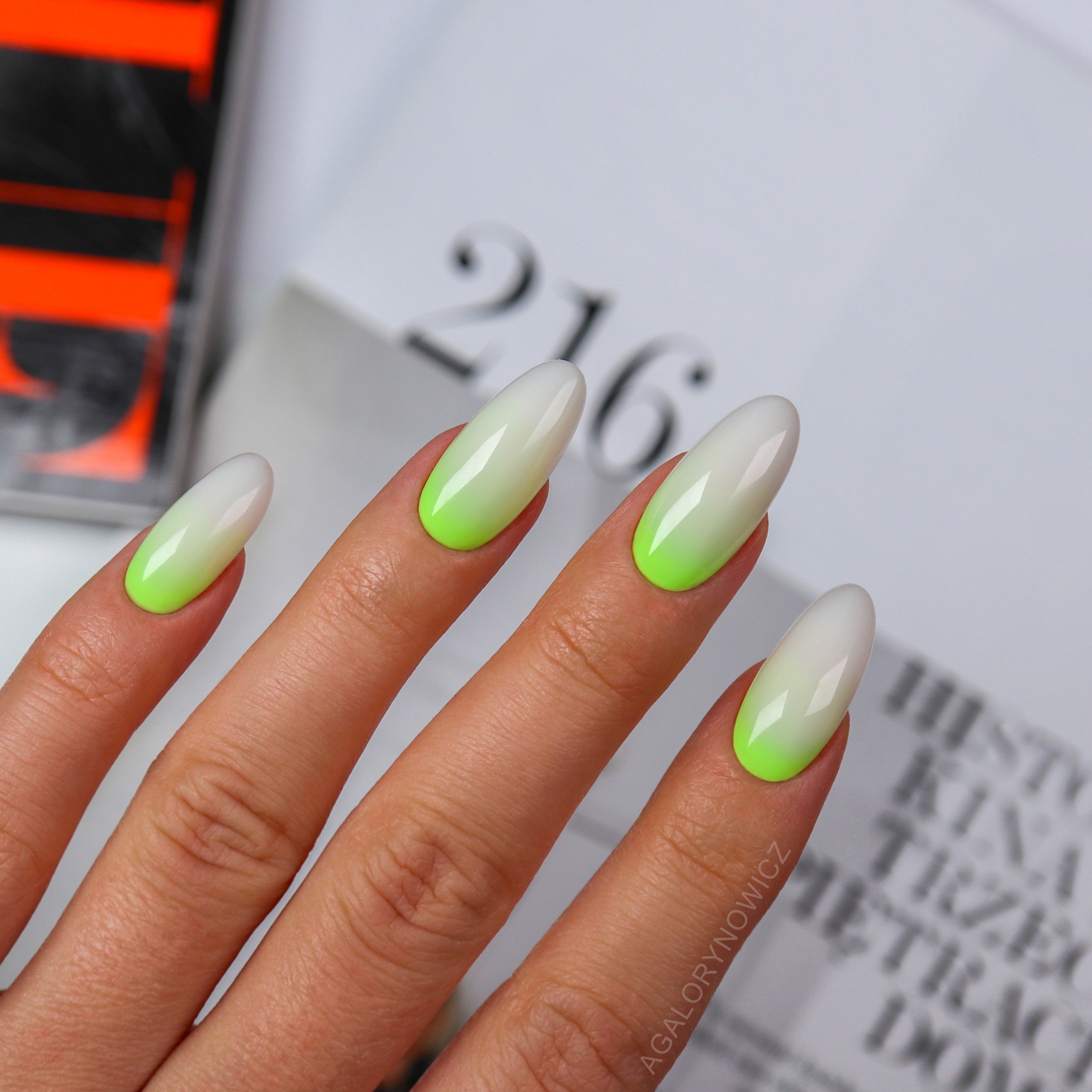 43 Best Green nail designs to try 2021: neon green, lime green, dark green  - | Manicura de uñas, Manicura, Uñas de gel